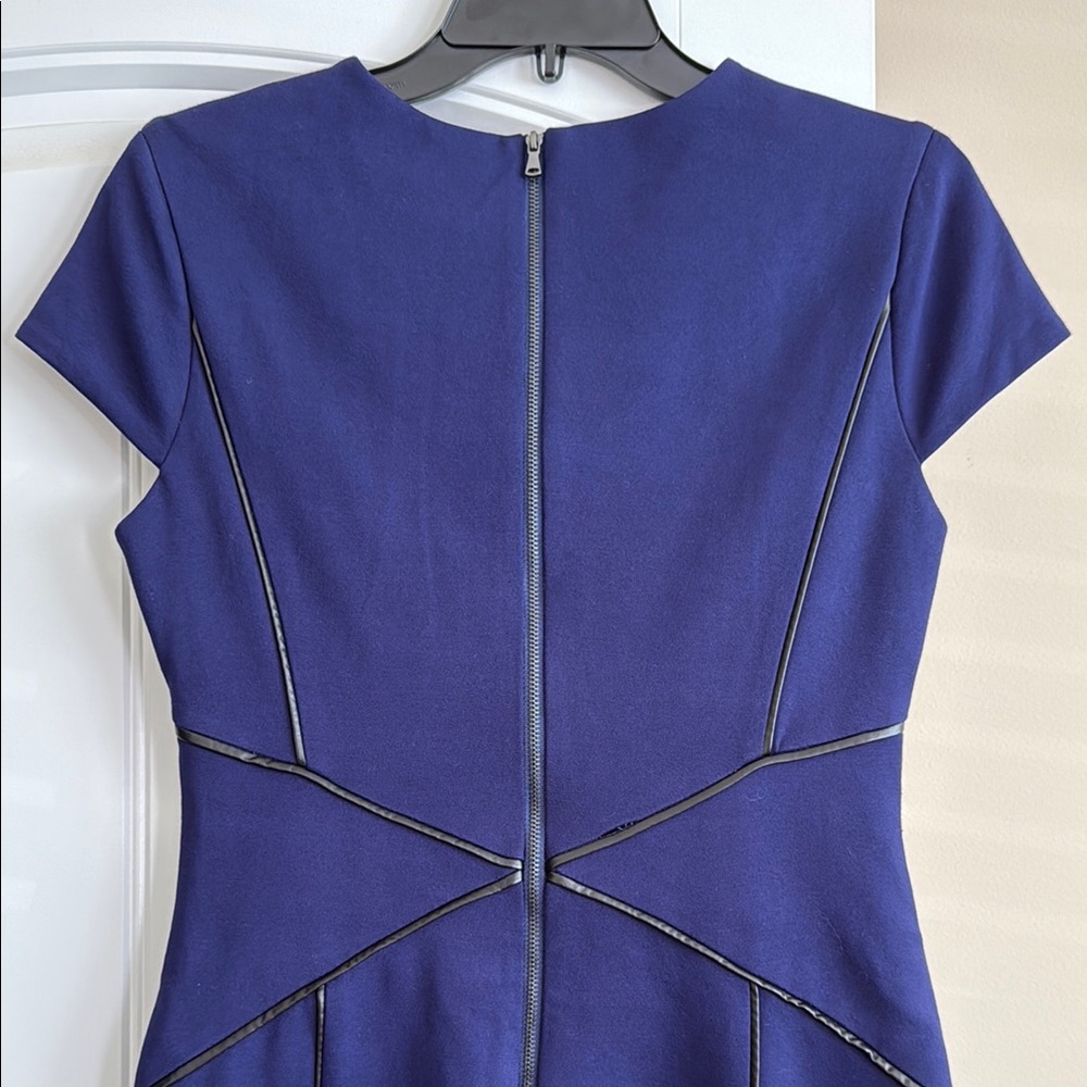Cynthia Steffe Elegant Navy Blue Dress Size 6